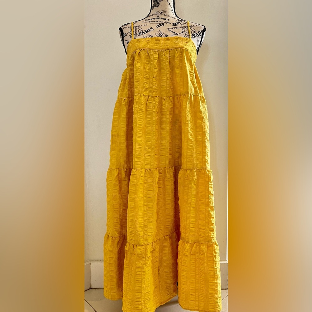 Elegant Yellow Maxi Dress
